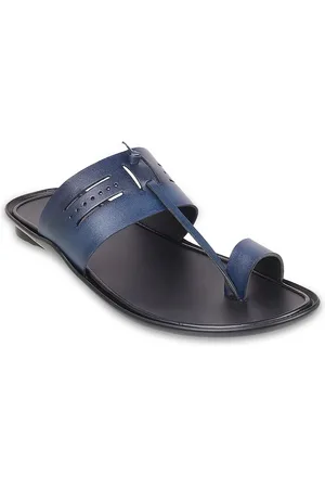 Metro Men Textured Leather Comfort Sandals