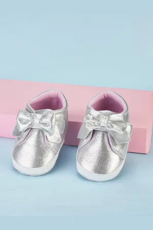 Pantaloons Girls Comfort Insole Textile Basics Slip-On Sneakers With Bows