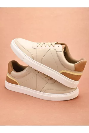 hrx beige sneakers