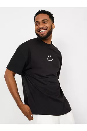 Styli Round Neck Relaxed Fit T-shirt