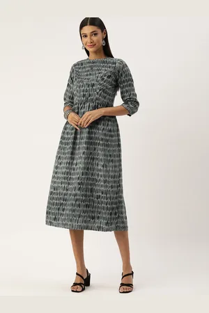 Ethnovog Grey Printed Midi Dress
