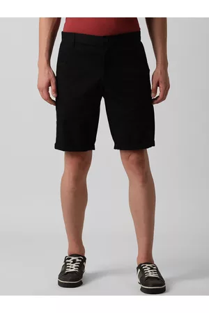 Lee Men Mid-Rise Slim Fit Cotton Sports Shorts