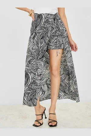 Styli Printed Midi Length Flared Skirt With Shorts
