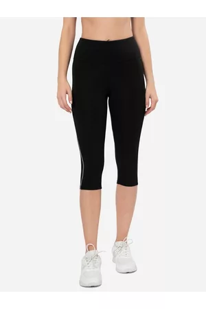 Amante Solid High Rise Slim Fit Capris