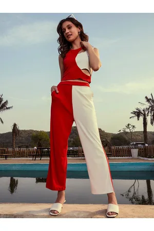 ATHENA Women Red & White Colourblocked Sleeveless Top & Trousers