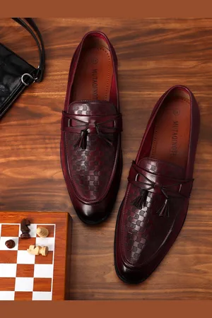 MUTAQINOTI Men Red Textured Patent Leather Loafers With Tassels