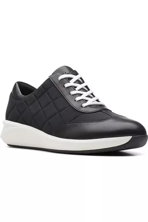 Clarks Women Black Woven Design Leather Sneakers
