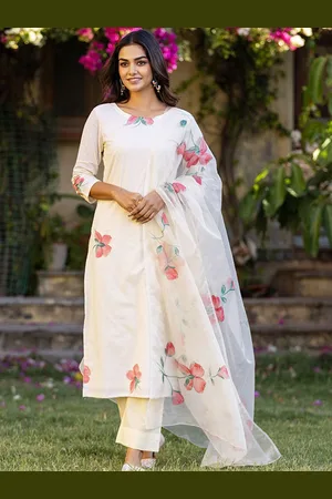Ambraee Floral Printed Boat Neck Kurta with Trousers & Dupatta
