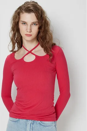 COVER STORY Cut Outs Slim Fit T-shirt