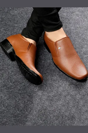 BXXY Men Textured Round Toe Formal Slip-On Shoes