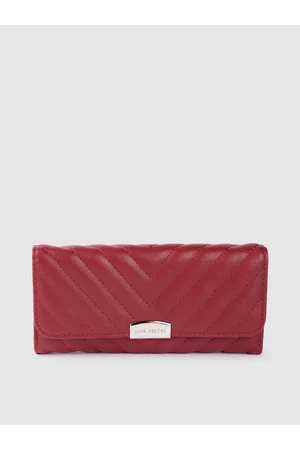 Lino Perros Women Geometric Textured Envelope Wallet with Quilted Detail