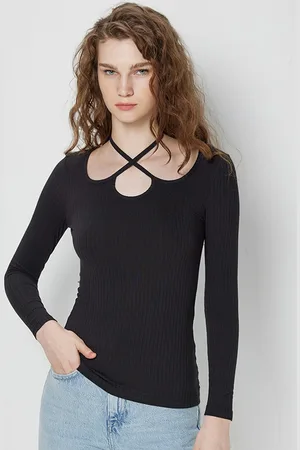 COVER STORY Women Round Neck Slim Fit T-shirt