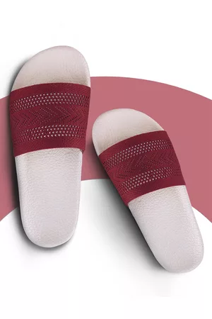 COLO Women Woven Design Sliders