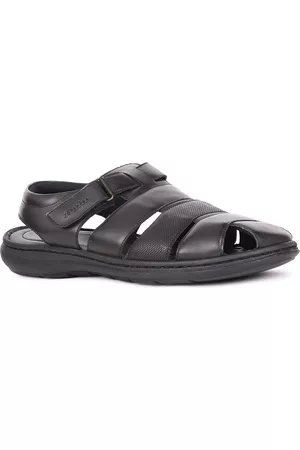 Bata Men Textured Fisherman Sandals