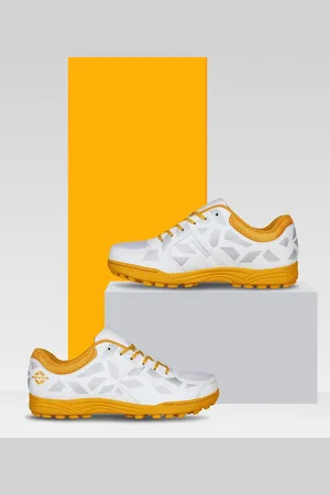 NIVIA Men Caribean 2.0 Cricket Shoes