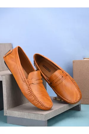 Provogue Men Textured Lightweight Loafers