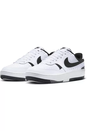 Nike Women Gamma Force Sneakers