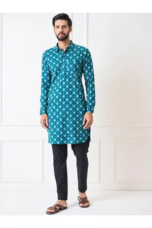 See Designs Men Ethnic Pyjamas - Men Teal Ethnic Motifs Printed Regular Pure Cotton Kurta with Pyjamas