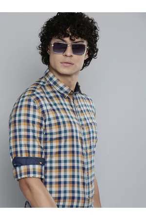 Indian Terrain Men Chiseled Slim Fit Gingham Checked Pure Cotton Casual Shirt