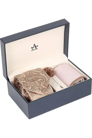 Arrow Men Set Of 3 Paisley Pattern Accessory Gift Set