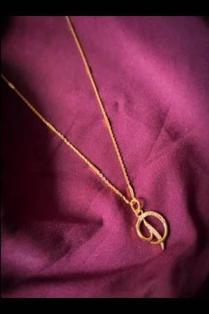 JEWEL WORLD Gold-Plated Letter D Necklace