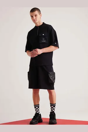 Muvazo Men Mid-Rise Cotton Cargo Shorts
