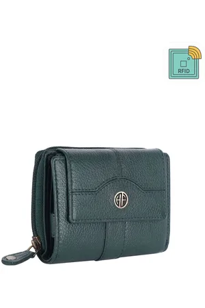 HAMMONDS FLYCATCHER Women Green Leather Zip Around Wallet
