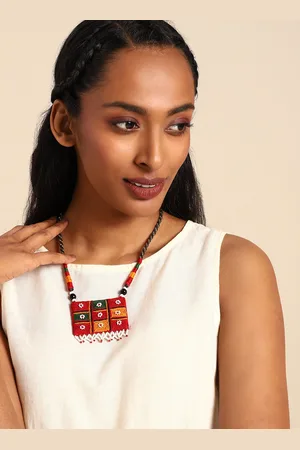 Taavi Women Thread Work Artificial Beads Studded Statement Necklace