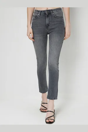 COVER STORY Women Straight Fit Light Fade Cropped Stretchable Jeans