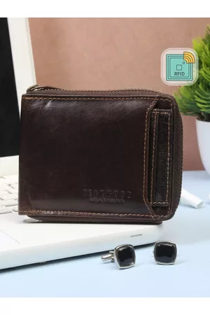 Teakwood Leathers Men Solid Brown Wallets with RFID Features