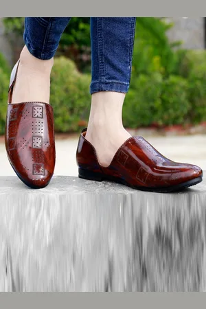 BXXY Men Perforated Slip-On Sneakers
