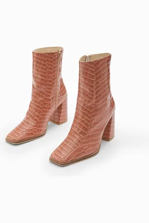 The Label Life Women Textured Block Heeled Regular Boots