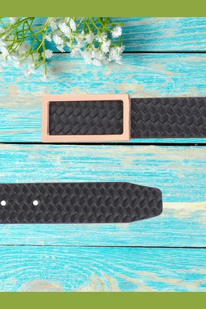 Calvadoss Girls Textured Leather Belt