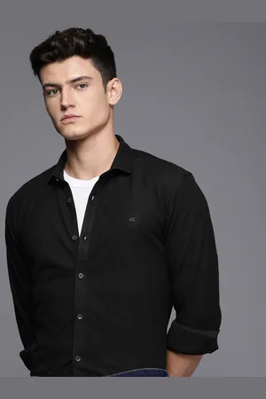 Kenneth Cole Men Knitted Slim Fit Solid Casual Shirt