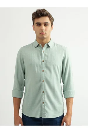Benetton Men Checked Slim Fit Casual Shirt
