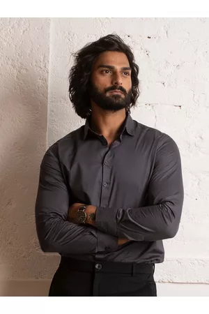 Beyours Classic Spread Collar Cotton Casual Shirt