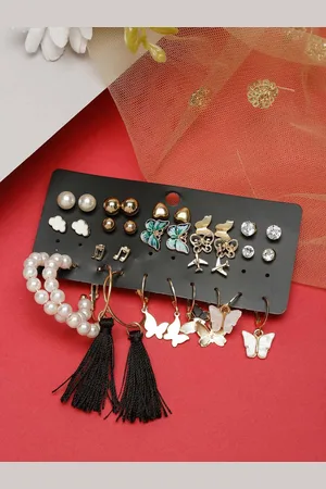 DressBerry Set of 17 Gold-Plated Contemporary Earrings