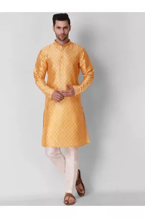 Koshin Ethnic Motifs Printed Mandarin Collar Jacquard Kurta with Pyjamas