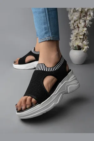 Shoetopia Woven Design Platform Heels