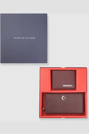 Tommy Hilfiger Burgundy Set of 2 Leather Wallet