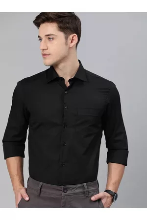 IVOC Men Black Slim Fit Solid Smart Formal Shirt