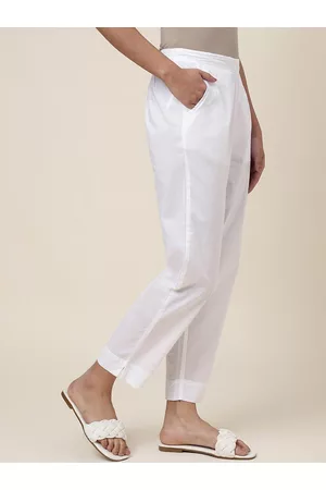 Fabindia Women Mid Rise Plain Knitted Cotton Cropped Trousers