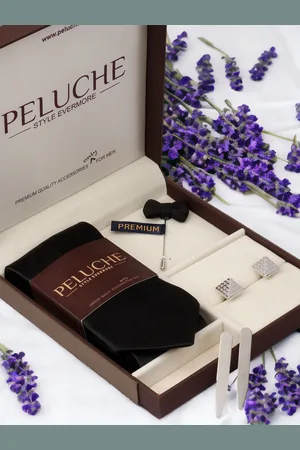 PELUCHE Men Black & Silver-Toned Accessory Gift Set