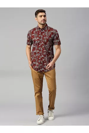 Mast & Harbour Men Maroon Classic Slim Fit Floral Opaque Printed Casual Shirt