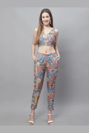 JAINISH Digital Women Printed Lapel Jacket With Crop-Top & Trousers Co-Ords
