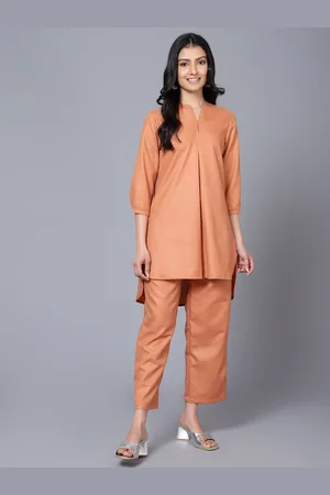Bani Women Notched Round Neck Tunic With Trousers