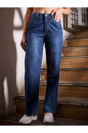 Straight fit comfort mid-rise jeans