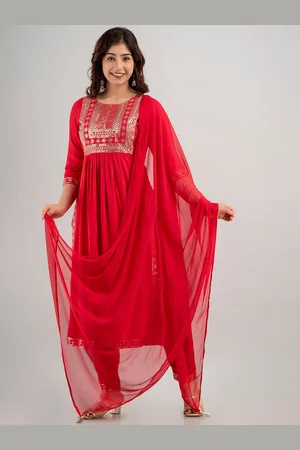 Charu Women Yoke Designed High Slit Kurta with Trousers & Dupatta
