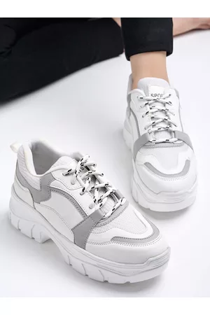 Shoetopia Women Colourblocked Lightweight Sneakers