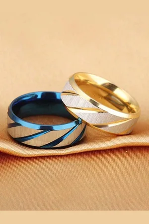 Meenaz Men Set Of 2 Gold-Plated Finger Rings